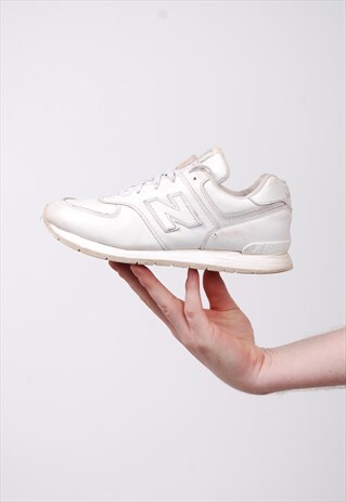 VINTAGE NEW BALANCE 574 TRAINERS