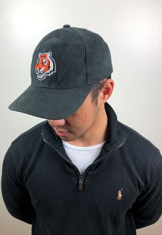 VINTAGE BLACK BENGALS CAP