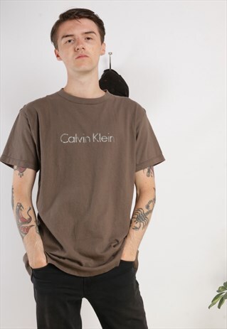 VINTAGE CALVIN KLEIN T-SHIRT Z196
