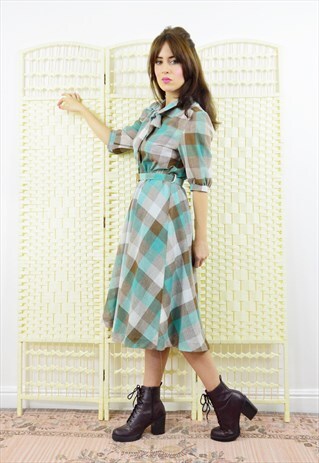 VINTAGE 70S GREEN & BROWN CHECKED SECRETARY DRESS