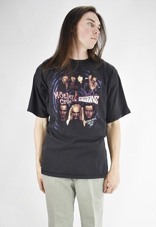 VINTAGE 90S MOTLEY CRUE AND SCORPIONS ROCK MUSIC T-SHIRT