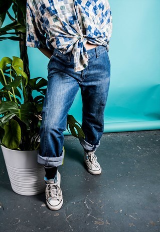 VINTAGE LEVI'S BLUE MOM JEANS