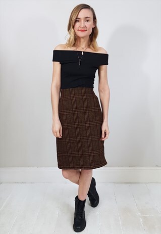 VINTAGE 90'S BROWN AND BLACK CHECKED TARTAN MINI SKIRT