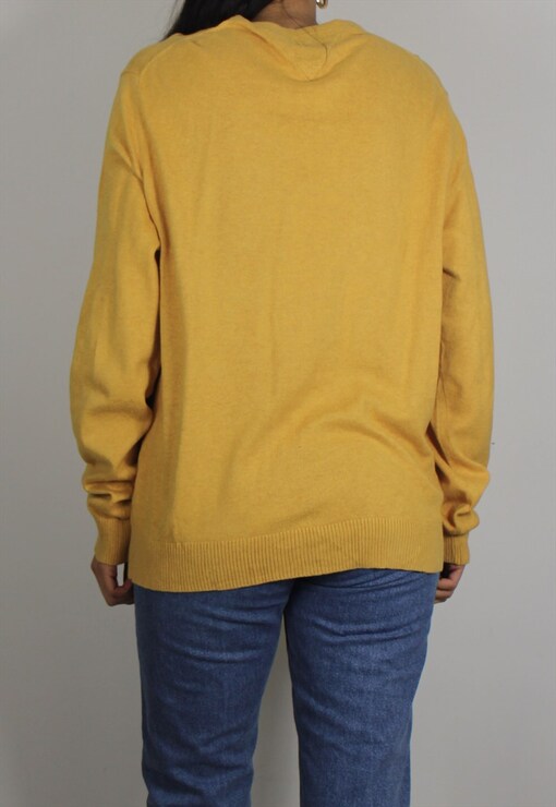 garment image