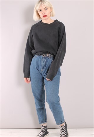 VINTAGE NIKE SWEATSHIRT