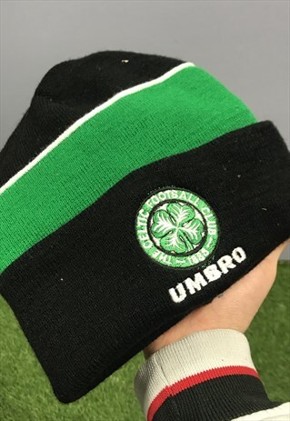 VINTAGE UMBRO CELTIC FC WINTER BEANIE HAT IN BLACK WITH EMBR