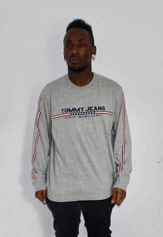 VINTAGE TOMMY HILFIGER LONG SLEEVE SPELLOUT T-SHIRT MEDIUM