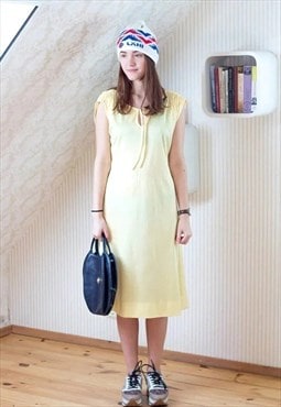 Light yellow short ruched sleeve vintage dress