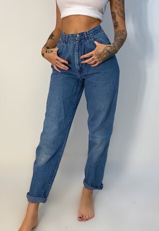 PINSTRIPE PRINT MOM JEANS