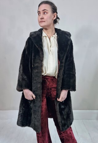VINTAGE 70'S BROWN FAUX FUR KNEE LENGTH COAT