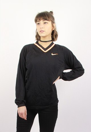 VINTAGE NIKE TSHIRT