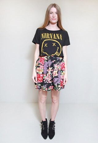 VINTAGE 1990'S YELLOW AND PINK FLORAL PRINT SHORTS
