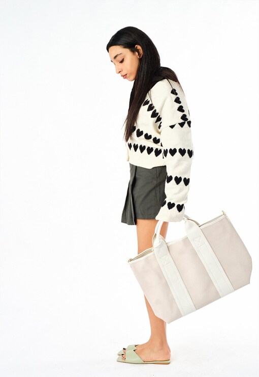 garment image