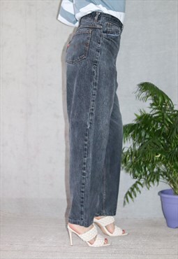 Vintage 80's Curvy Fit  Levi Mom Jeans
