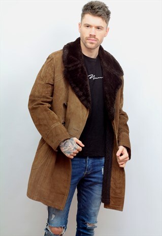 1970'S VINTAGE FAUX SHEEPSKIN/SHEARLING COAT IN BROWN