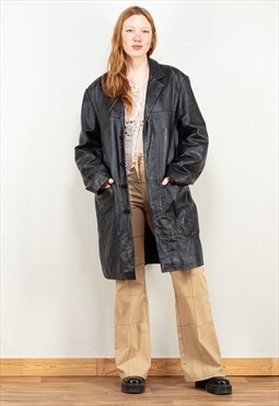Vintage 90's Women Insulated Leather Coat in Black