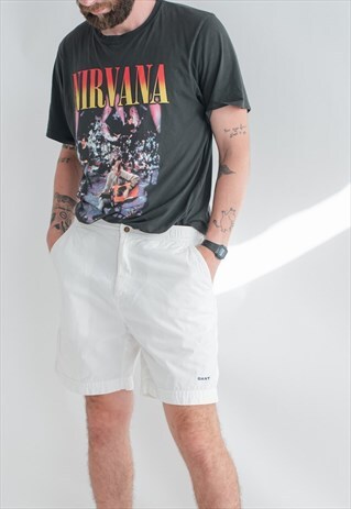 VINTAGE GANT USA CARGO SHORTS IN WHITE L