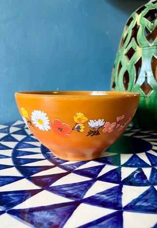 VINTAGE 70'S BROWN AND FLORAL BOWL