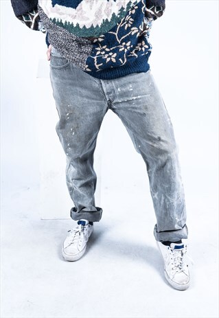VINTAGE LEVI'S 501 JEANS IN GREY DENIM WITH PAINT MARKS