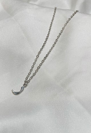 RAA - R ARABIC INITIAL NECKLACE - SILVER FINISH