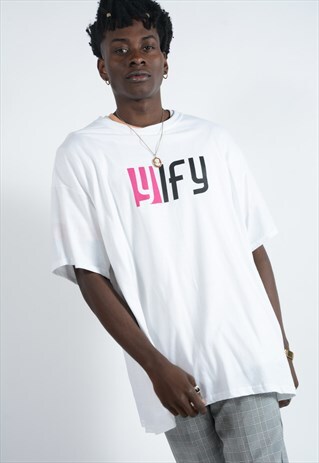GRAPHIC 2TONE LOGO T-SHIRT IN WHITE
