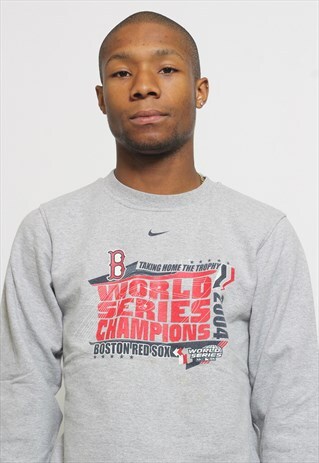 VINTAGE NIKE BOSTON RED SOX SWEATSHIRT