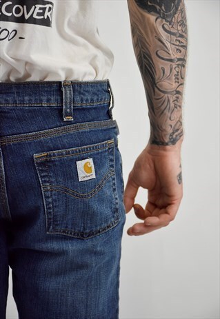 VINTAGE 90S CARHARTT TRADITIONAL FIT JEANS IN MID-BLUE