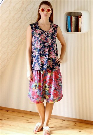 NAVY FLORAL VINTAGE VEST