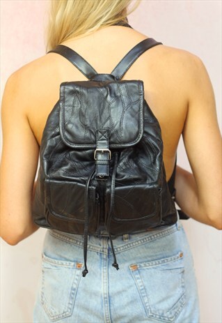 1990S VINTAGE JET BLACK REAL SOFT FAUX LEATHER BACKPACK