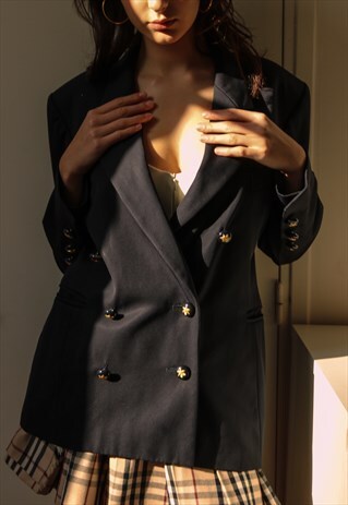 ESCADA BLAZER