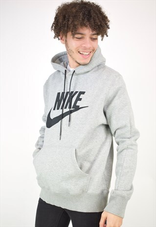 VINTAGE 90'S NIKE HOODIE