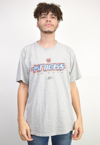 VINTAGE 90'S REEBOK NY KNICKS T-SHIRT