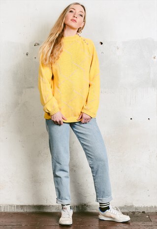 VINTAGE 90S GEOMETRIC YELLOW SWEATER