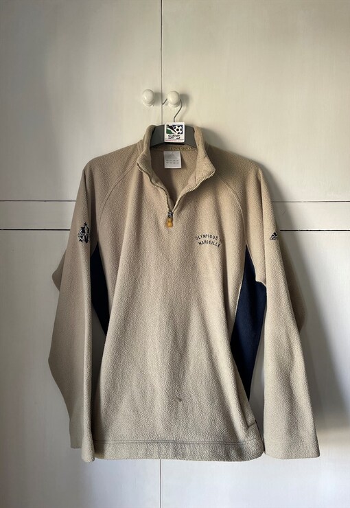 garment image