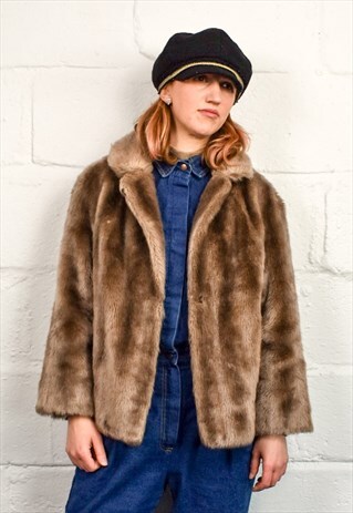 VINTAGE 70S BLONDE FAUX FUR COAT