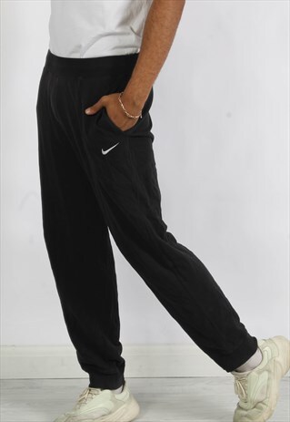 nike club jogging bottoms black