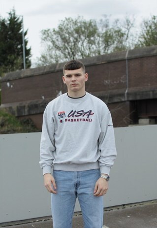 VINTAGE GREY CHAMPION USA BASKETBALL SWEATSHIRT