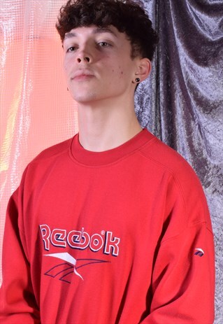 VINTAGE REEBOK RED SWEATSHIRT