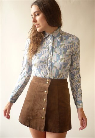 1970'S VINTAGE NOVELTY HOUSE & TREE PRINT SKINNY FIT SHIRT