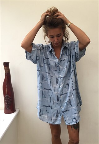 CRAZY PATTERNED OVERSIZED RETRO VINTAGE FESTIVAL SHIRT.