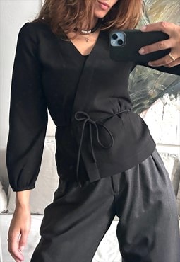 Minimalistic Black Waisted Blouse - S