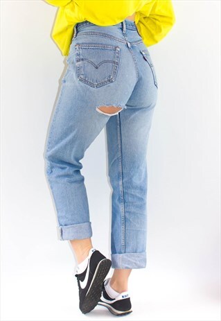 VINTAGE 90'S ASS RIP STONEWASH 501 LEVI'S