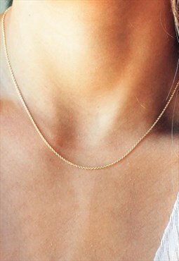 Women's 20" Essential Curb Necklace Chain - Gold