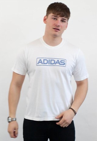 VINTAGE ADIDAS T-SHIRT