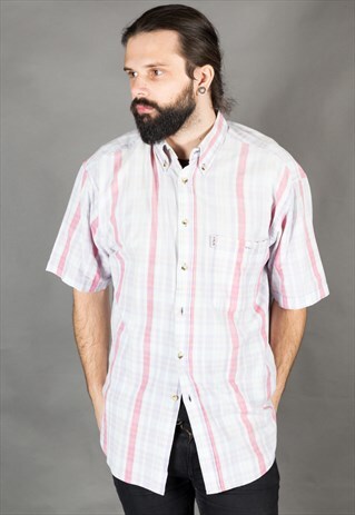 VINTAGE 90S FILA SHIRT