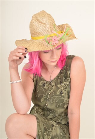 VINTAGE NATURAL STRAW SUN HAT W/ RIBBON BOW