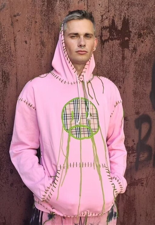 garment image