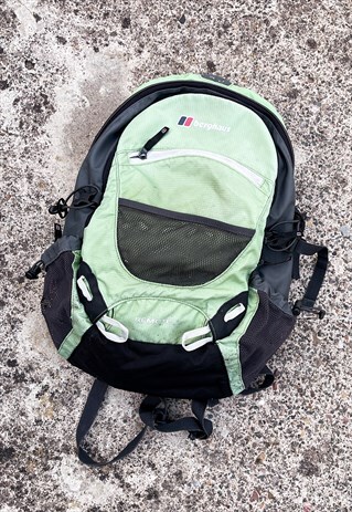VINTAGE BERGHAUS RUCKSACK BAG REMOTE 25L GREEN
