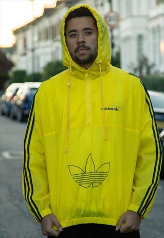ADIDAS LOGO WINDBREAKER PULLOVER ANORAK IN YELLOW
