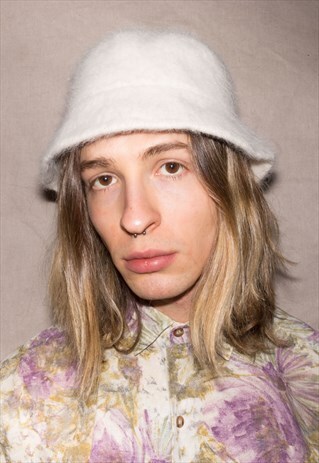 90S FLUFFY SUPREME UNISEX BUCKET HAT